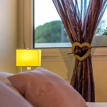 Bed and breakfast Les De Jeannette Marsella
